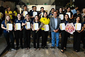 Reconocen a estudiantes de FCC en Ceremonia de Permanencia de Talentos Universitarios 2024