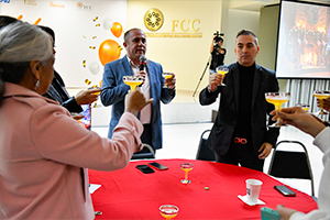 Brindis por un cierre de año exitoso